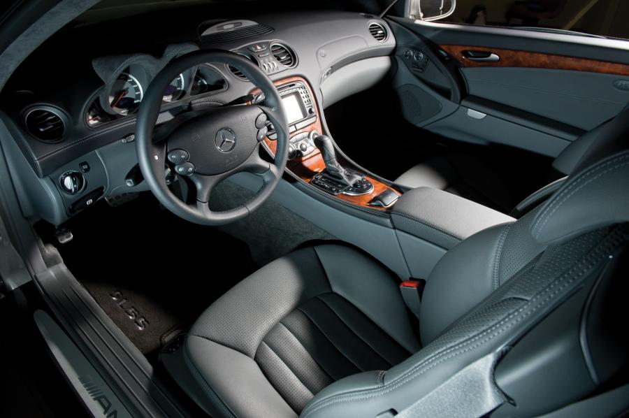  Mercedes-Benz SL55 AMG 2004 года  (фото 7 из 7)